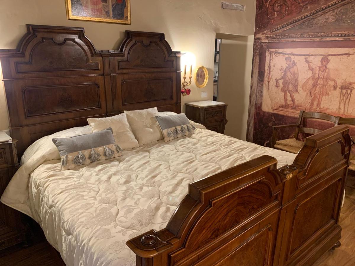 Cortona Suite - The House With Well And The Frescos Palace المظهر الخارجي الصورة