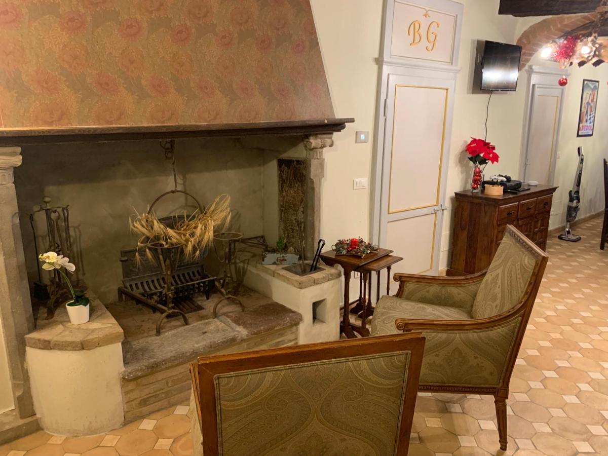 Cortona Suite - The House With Well And The Frescos Palace المظهر الخارجي الصورة